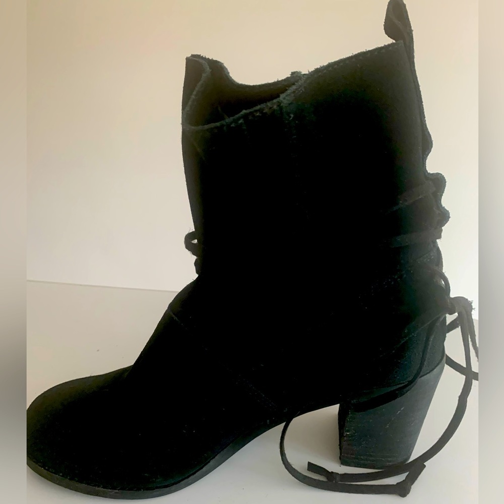 Toms Suede Calf Boots
